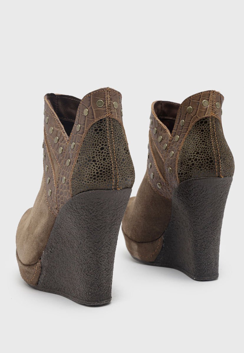 Ariat stax clearance studded wedge bootie