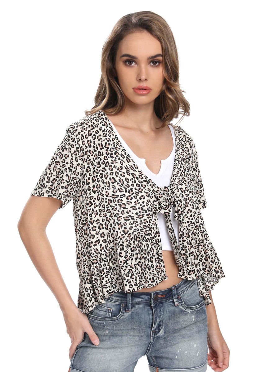 Blusas con vuelos en el escote hot sale