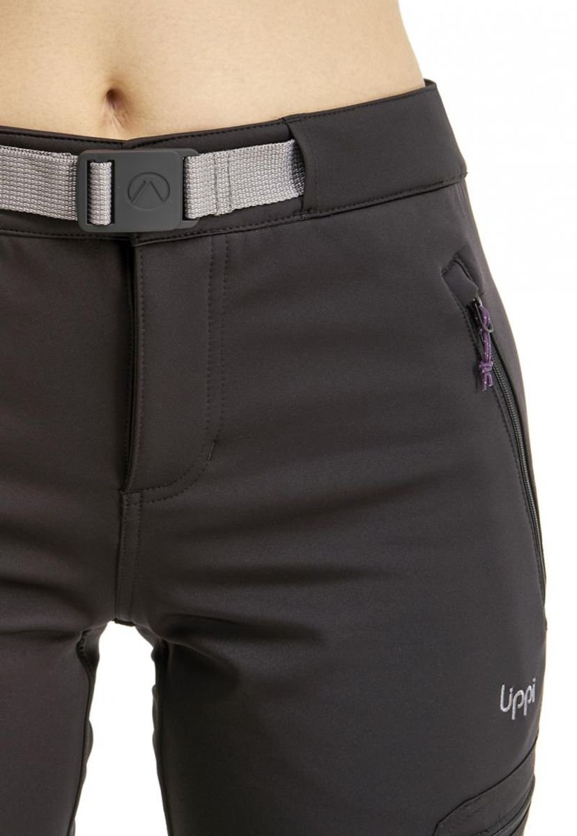 El modelo de pantalones Kimball Softshell de Lippi es totalmente liviano.  Cuenta con membrana interior, bolsillos con cierres para manos y parche  en