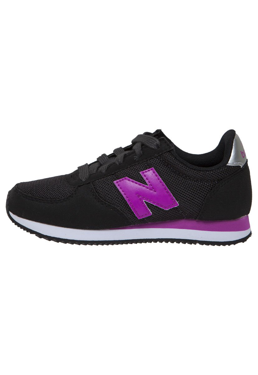 New balance 2025 220 negras