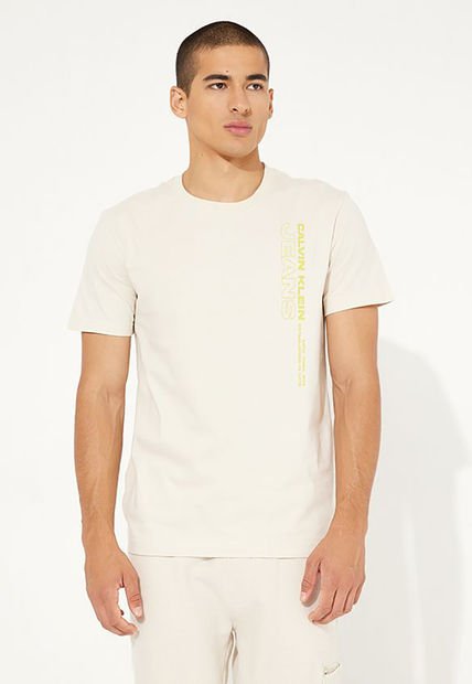 Polera Stacked Logo. Beige Calvin Klein