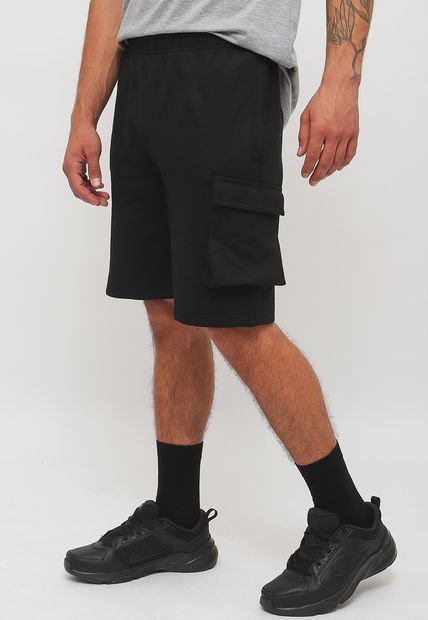 Short U Esenciales Cargo Negro - Calce Regular